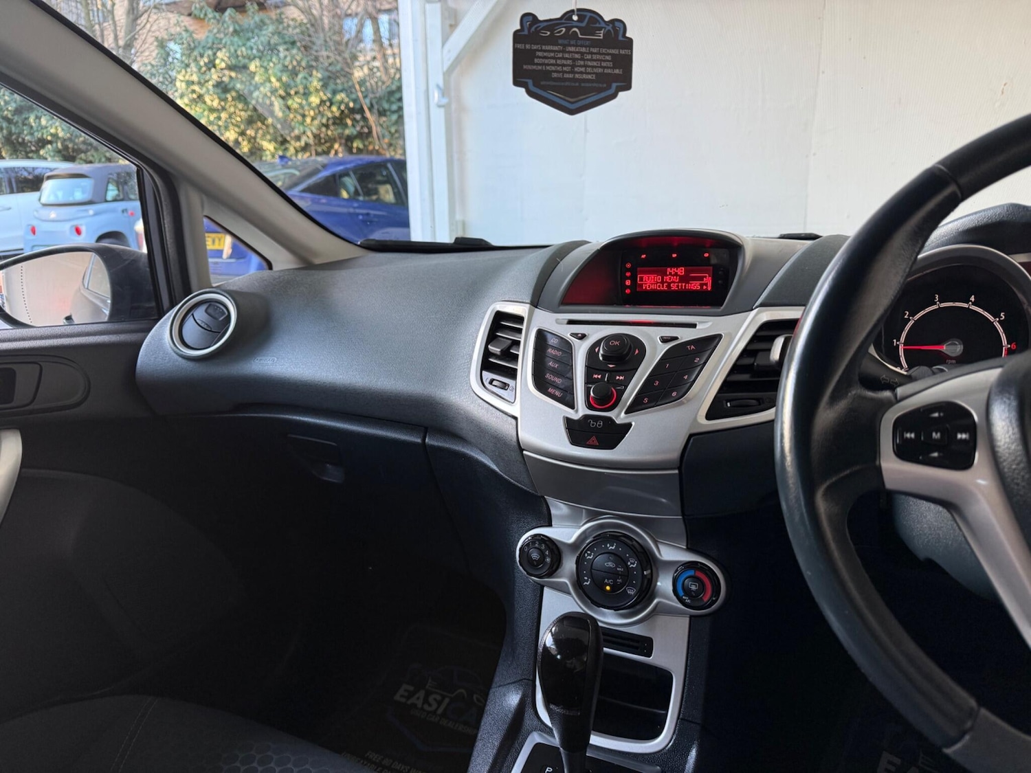 Used Ford Fiesta 2011 for sale - 77074908: Photo 48