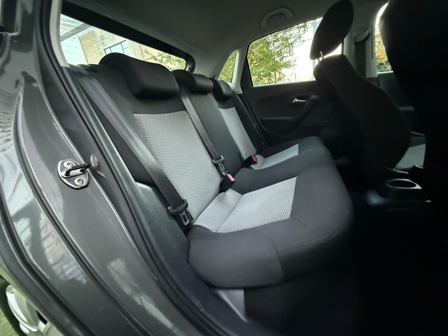 Used Volkswagen Polo 2011 for sale - 76377497: Photo 20