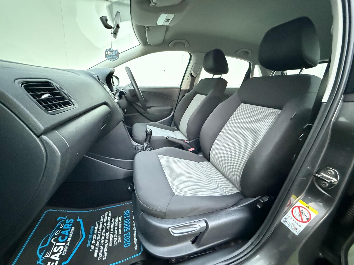 Used Volkswagen Polo 2011 for sale - 76377497: Photo 26