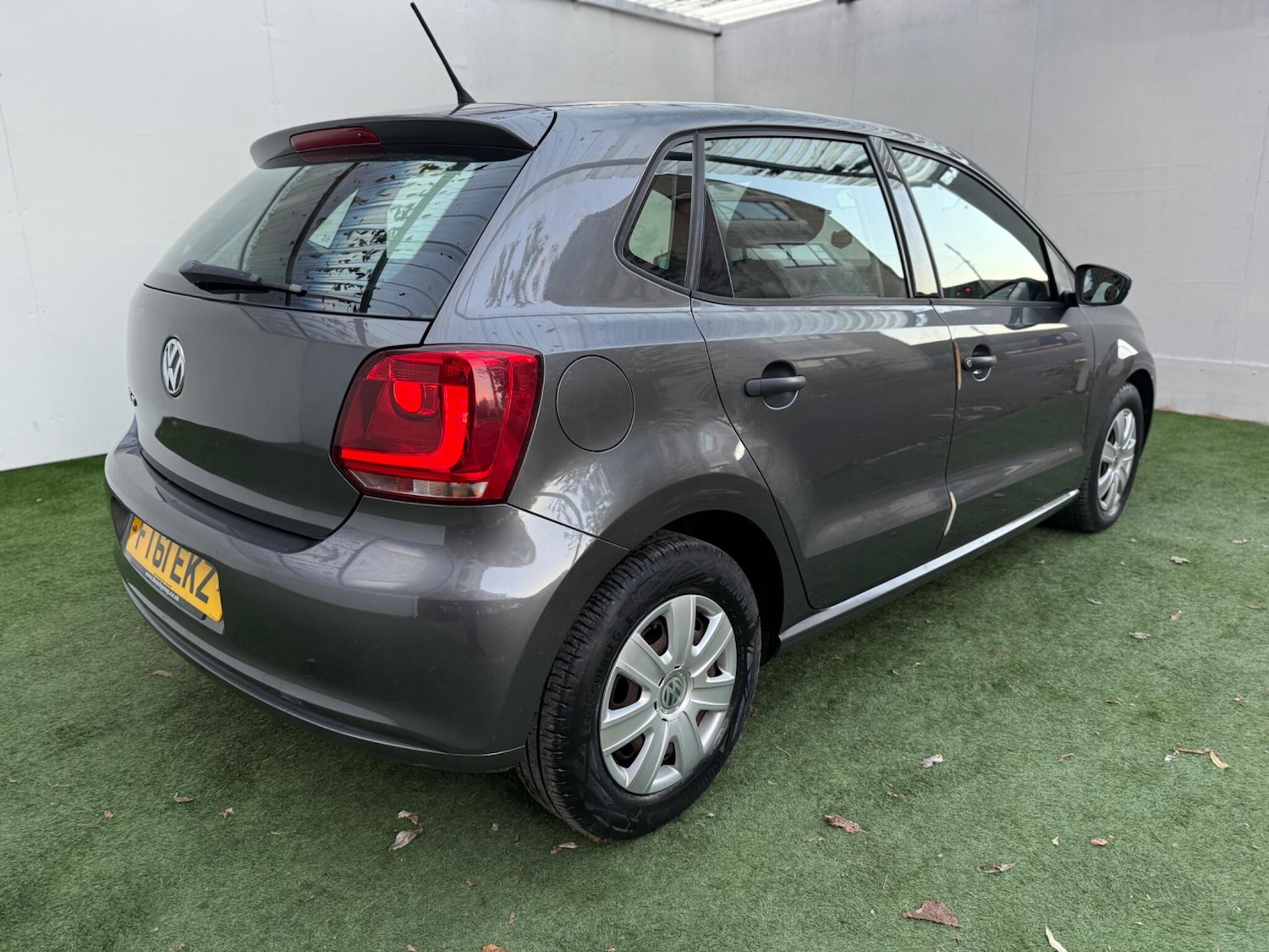 Used Volkswagen Polo 2011 for sale - 76377497: Photo 6
