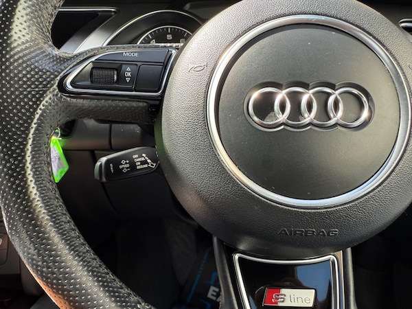 Used Audi A5 Cabriolet 2012 for sale - 75544199: Photo 37