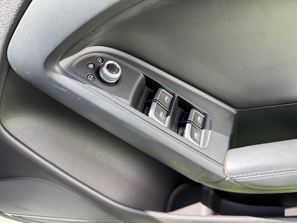 Used Audi A5 Cabriolet 2012 for sale - 75544199: Photo 43