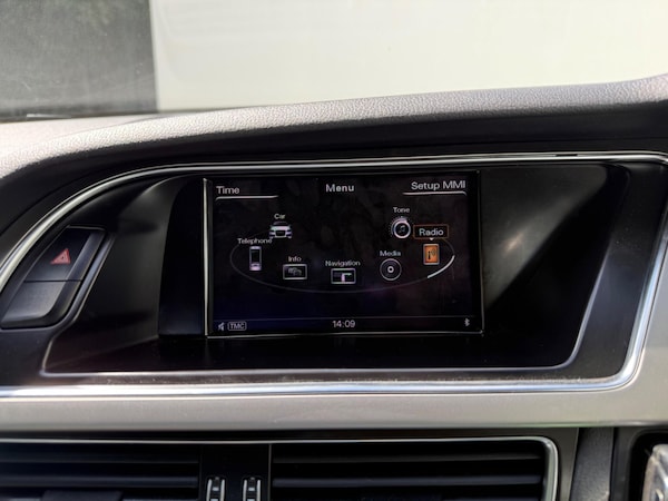 Used Audi A5 Cabriolet 2012 for sale - 75544199: Photo 47