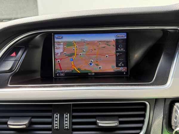 Used Audi A5 Cabriolet 2012 for sale - 75544199: Photo 50