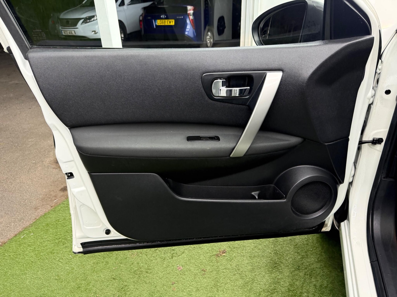 Used Nissan Qashqai+2 2012 for sale - 77120276: Photo 31