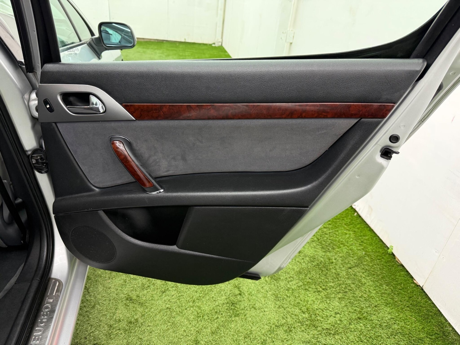 Used Peugeot 407 2009 for sale - 77537706: Photo 22