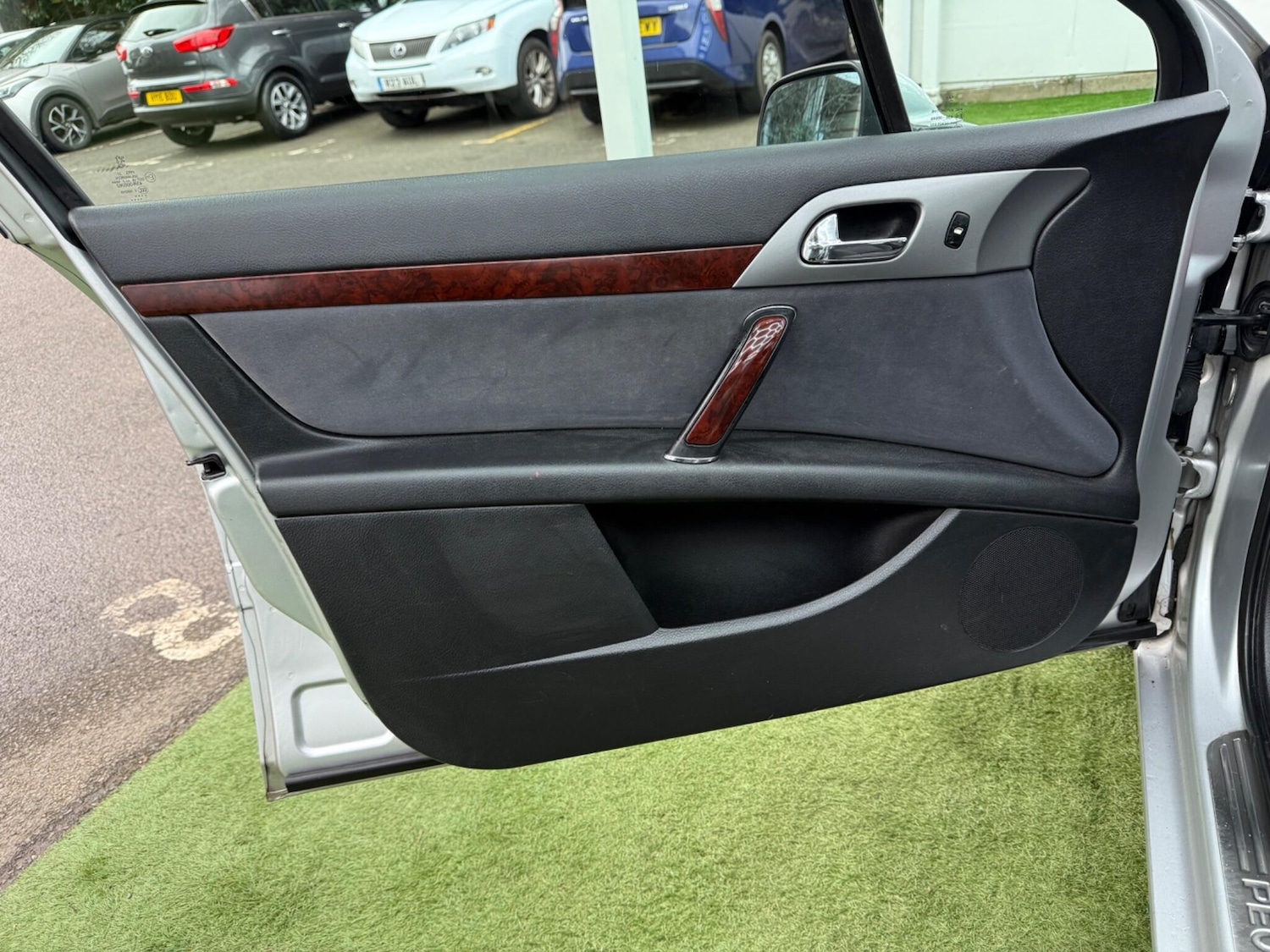 Used Peugeot 407 2009 for sale - 77537706: Photo 28