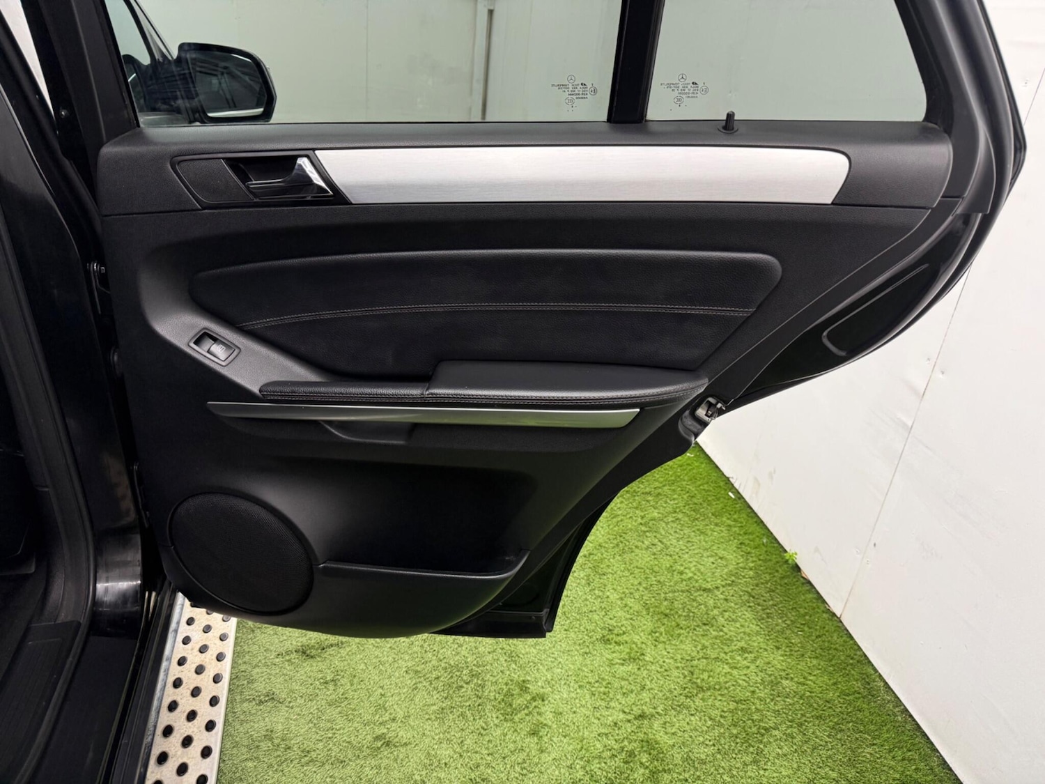 Used Mercedes-Benz M Class 2008 for sale - 77978016: Photo 20