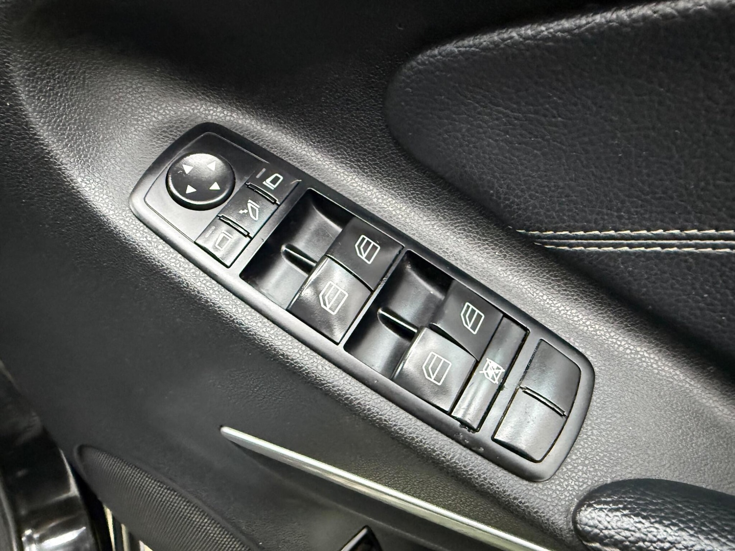 Used Mercedes-Benz M Class 2008 for sale - 77978016: Photo 39