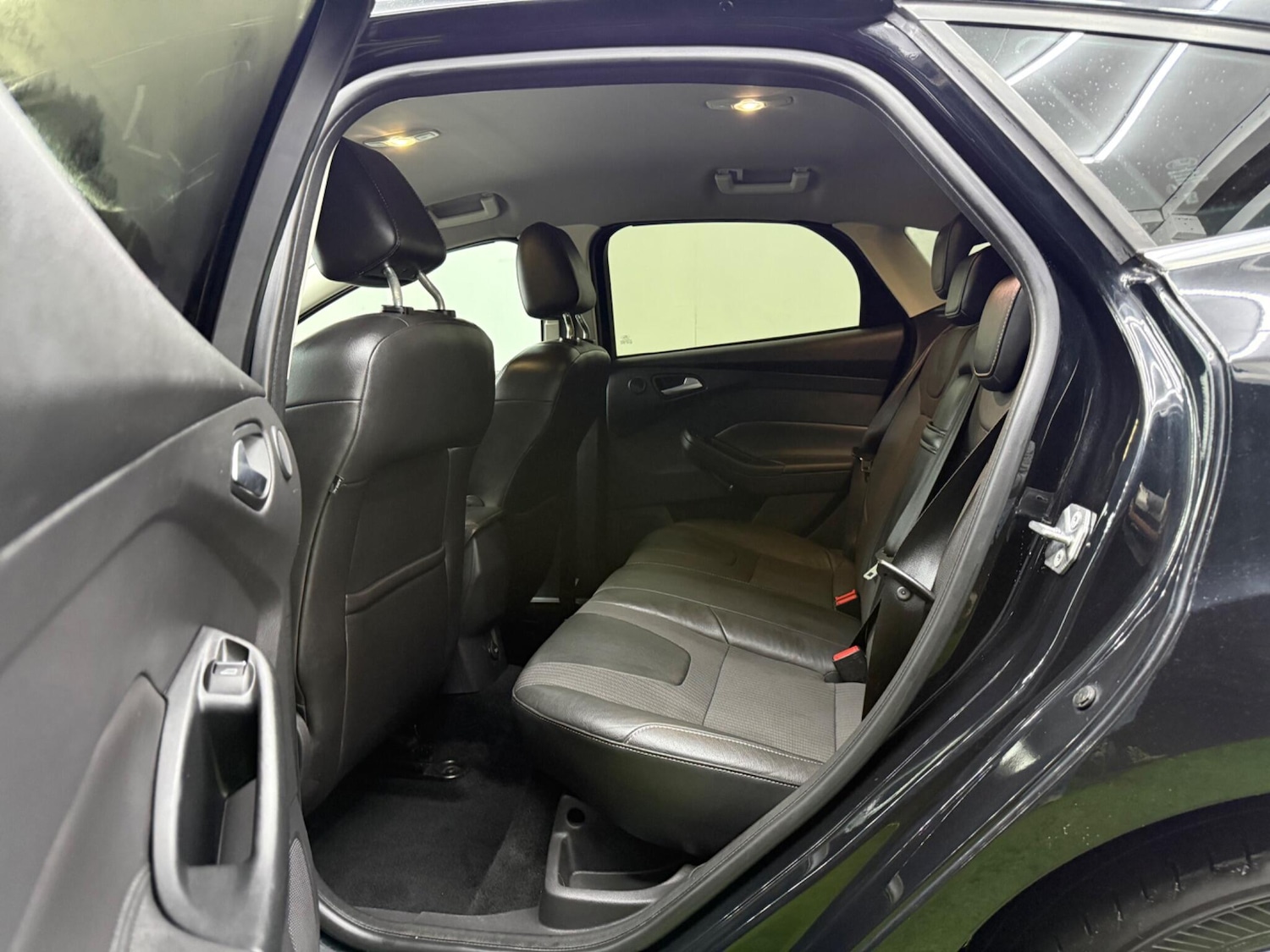 Used Ford Focus 2012 for sale - 77291206: Photo 21