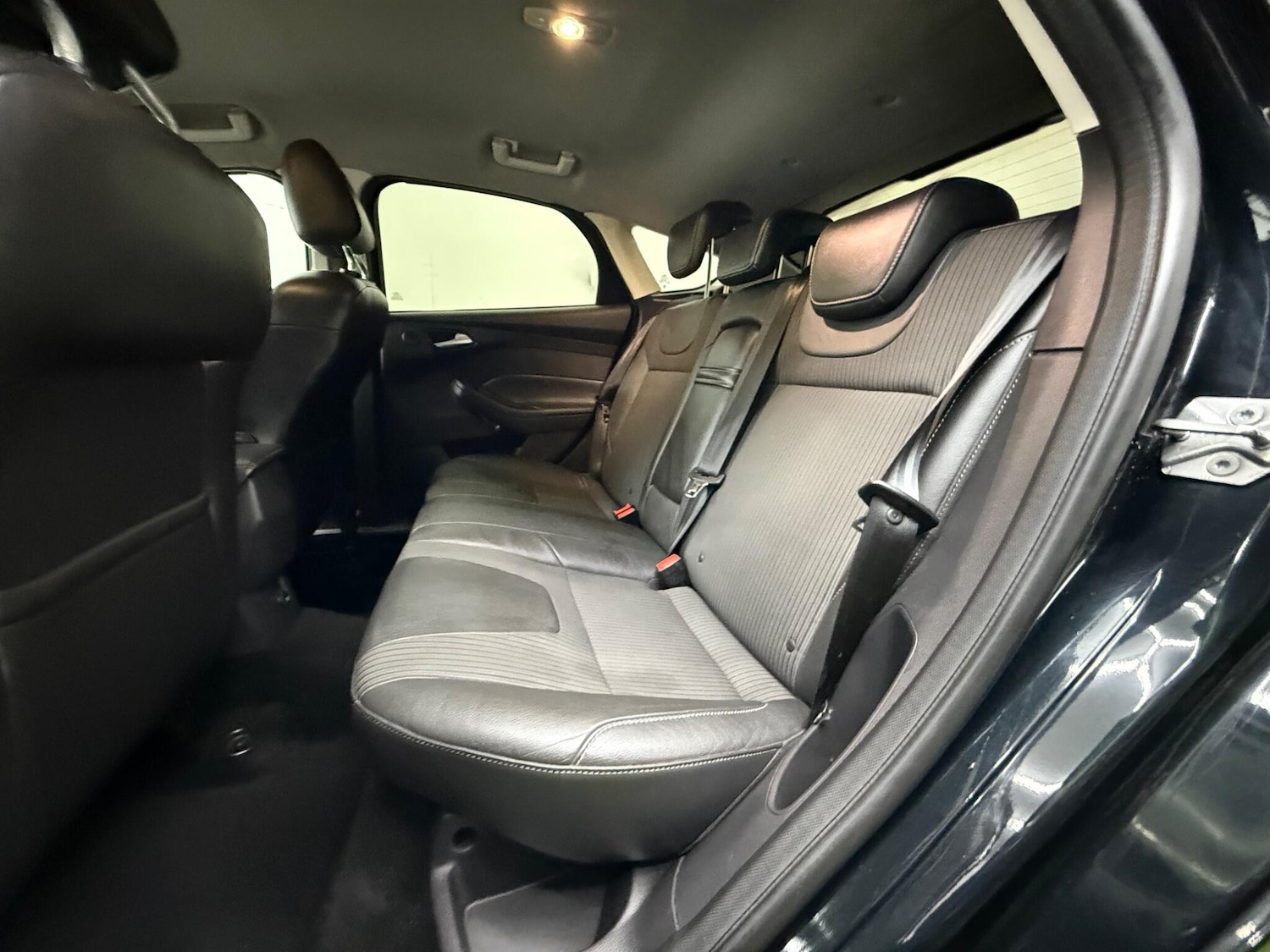 Used Ford Focus 2012 for sale - 77291206: Photo 23