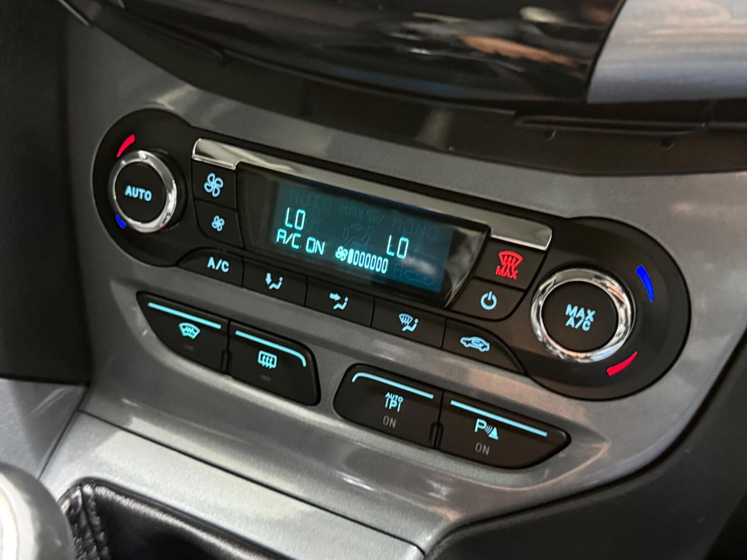 Used Ford Focus 2012 for sale - 77291206: Photo 50