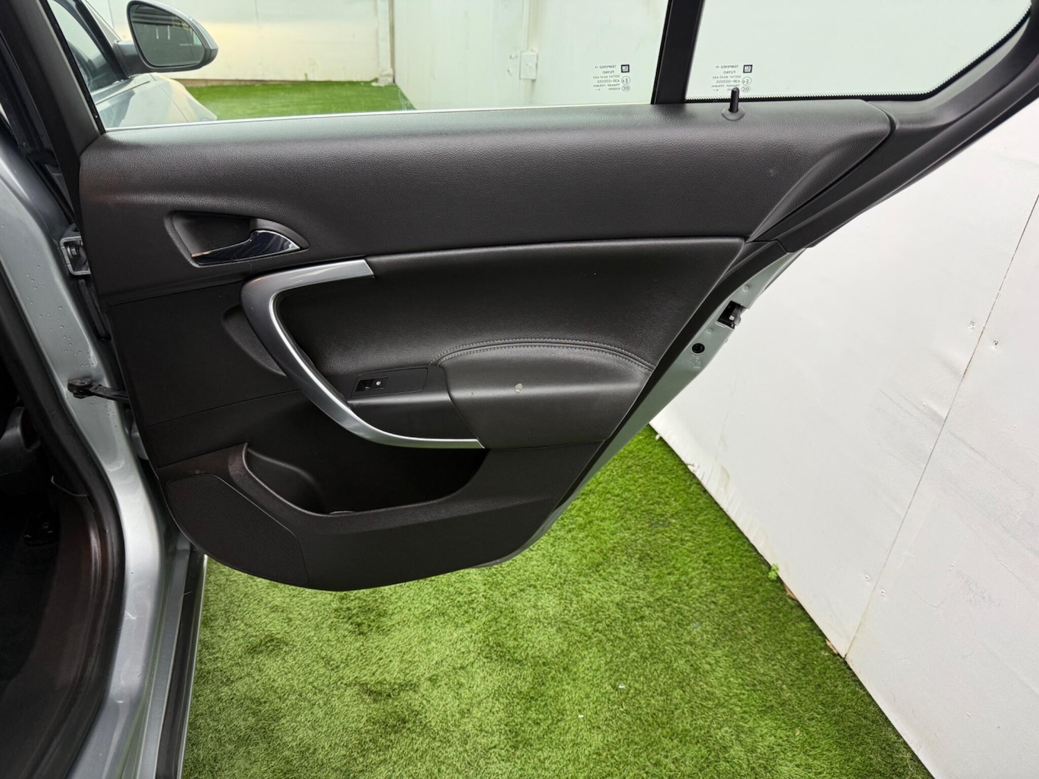 Used Vauxhall Insignia 2014 for sale - 77305738: Photo 21