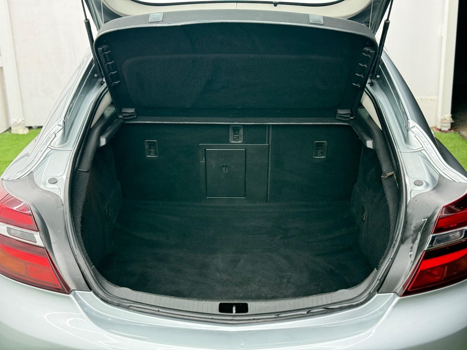 Used Vauxhall Insignia 2014 for sale - 77305738: Photo 8