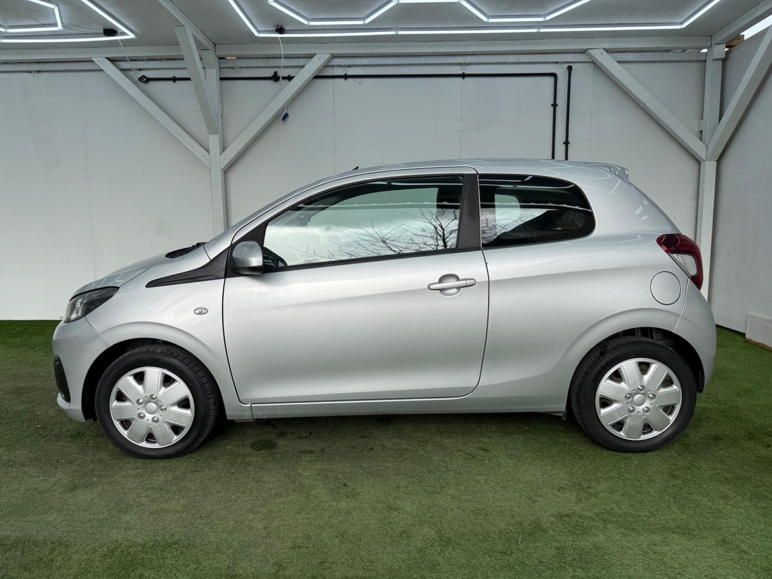 Used Peugeot 108 2014 for sale - 77882843: Photo 10
