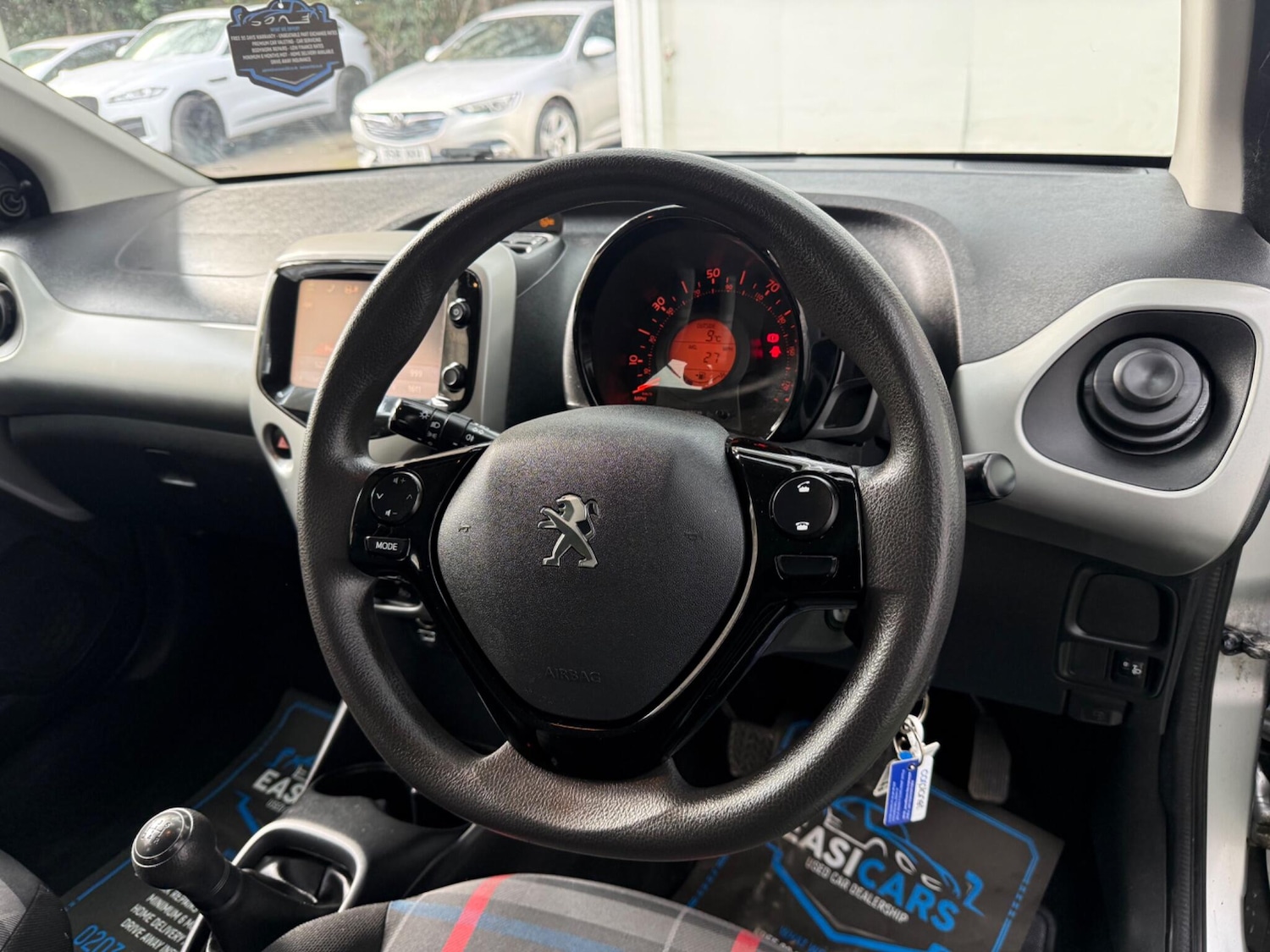 Used Peugeot 108 2014 for sale - 77882843: Photo 15