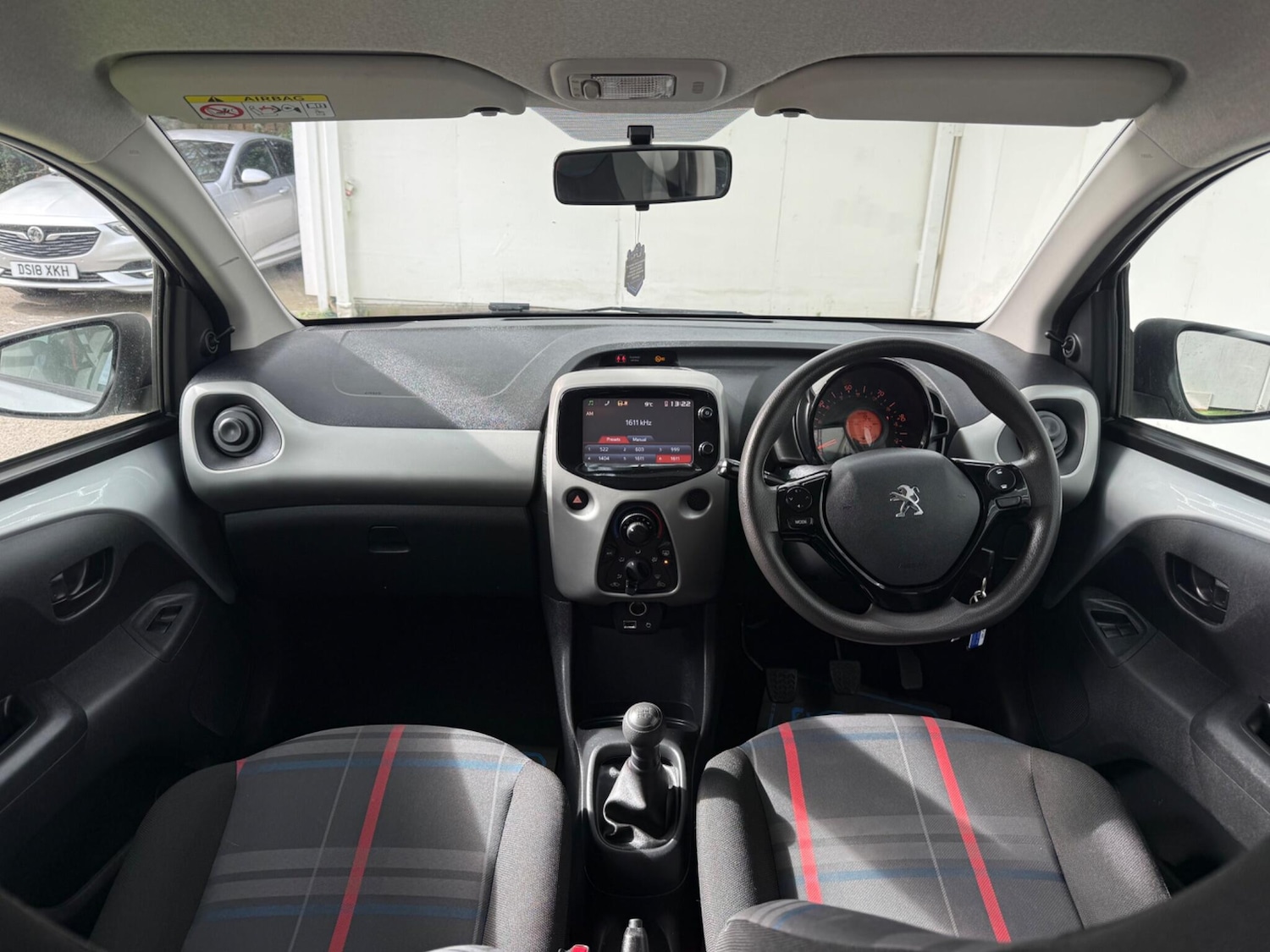 Used Peugeot 108 2014 for sale - 77882843: Photo 25