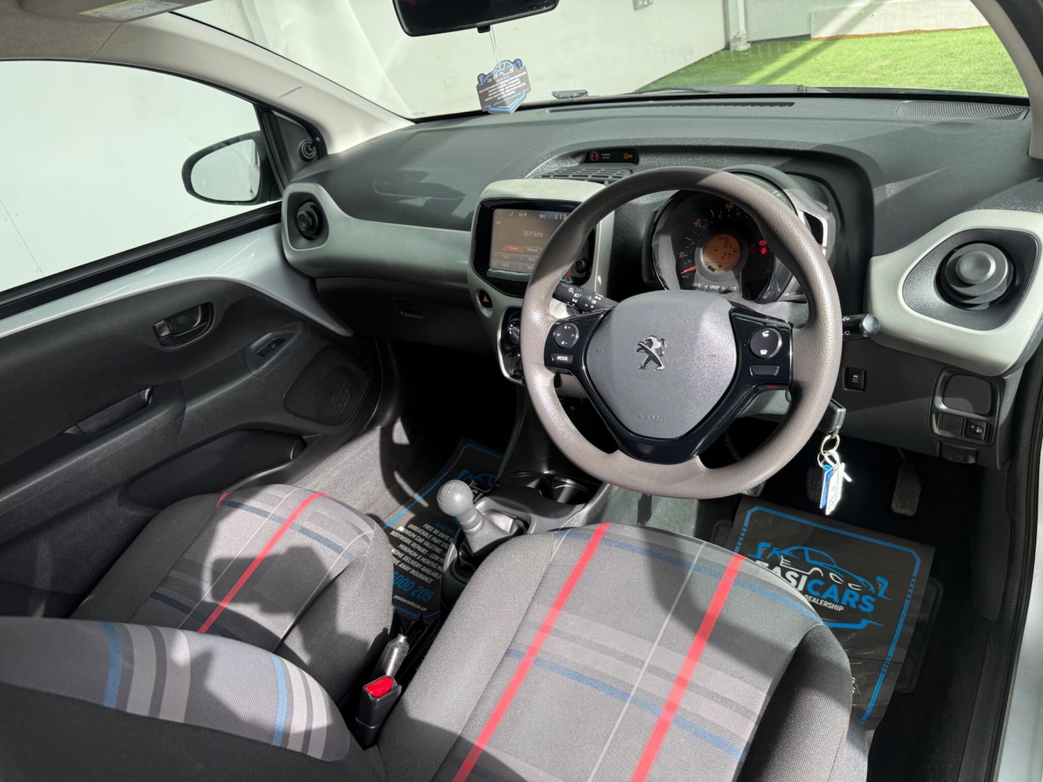 Used Peugeot 108 2014 for sale - 77882843: Photo 3