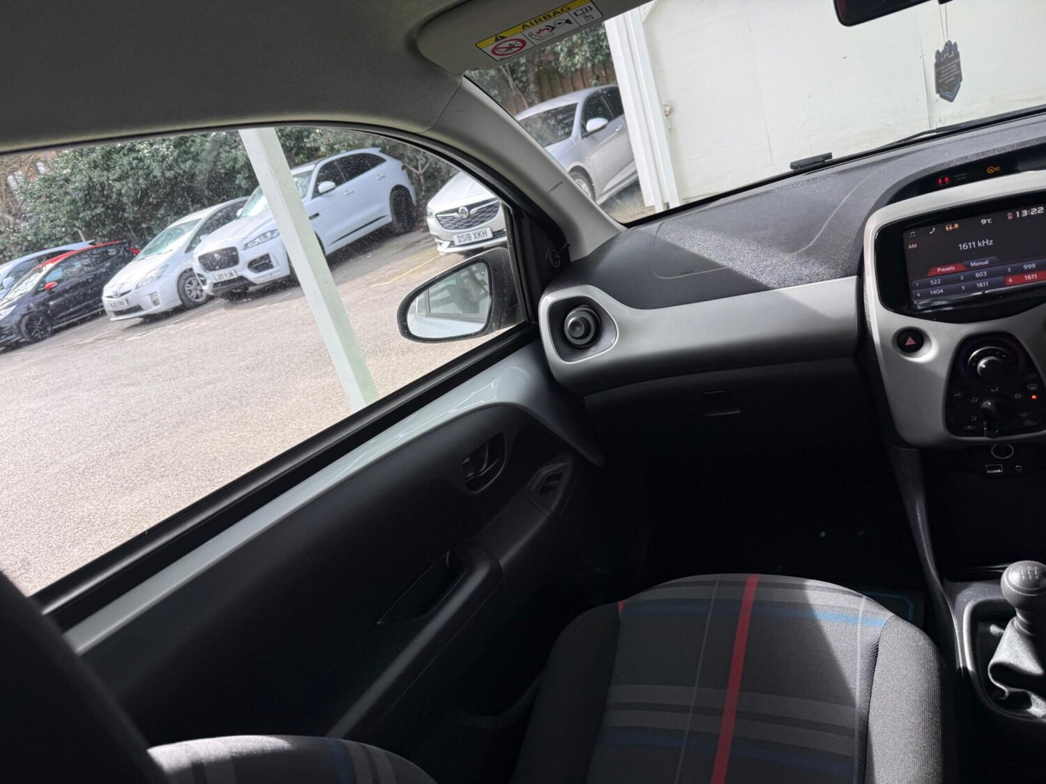 Used Peugeot 108 2014 for sale - 77882843: Photo 35