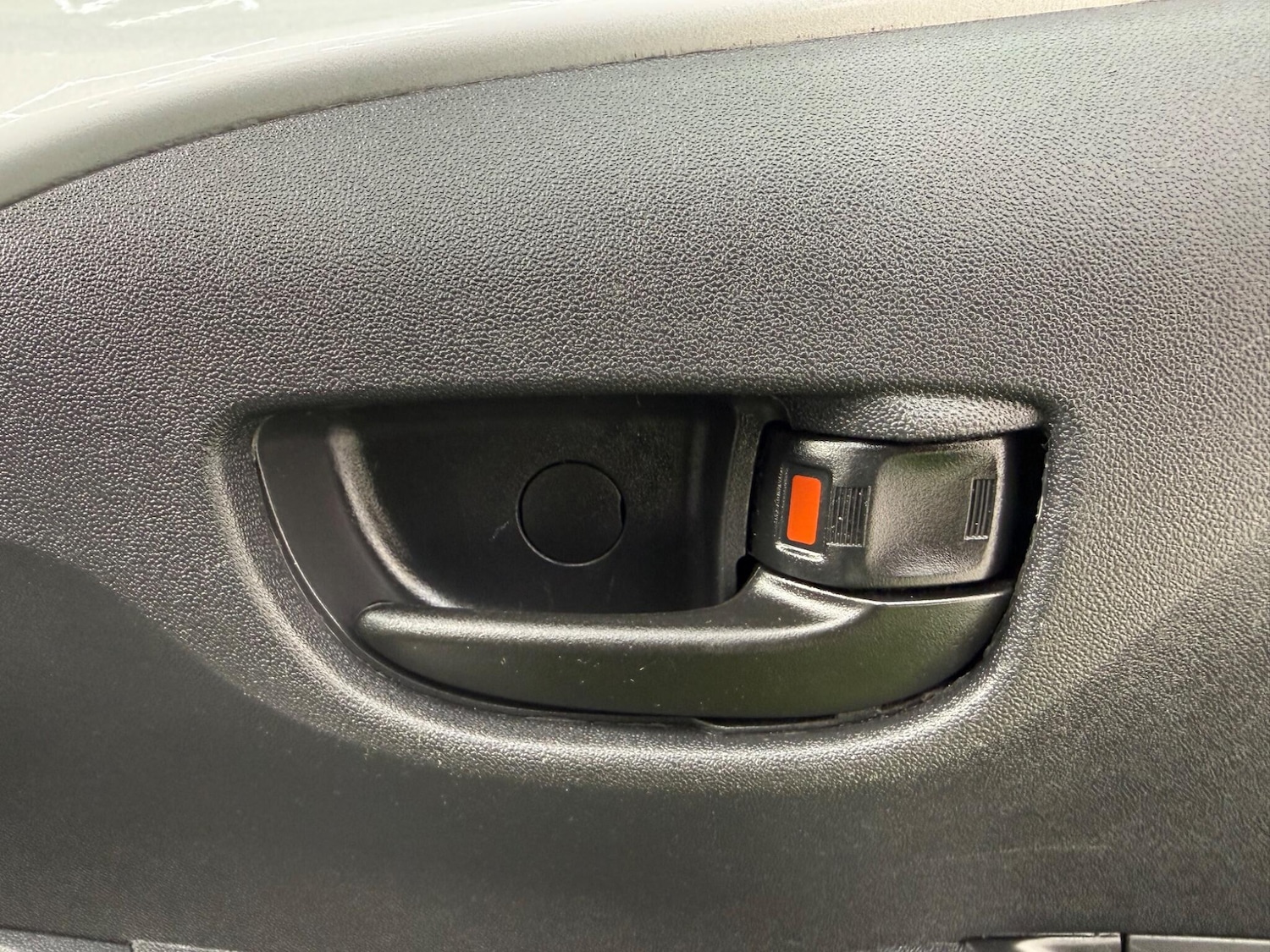 Used Peugeot 108 2014 for sale - 77882843: Photo 38