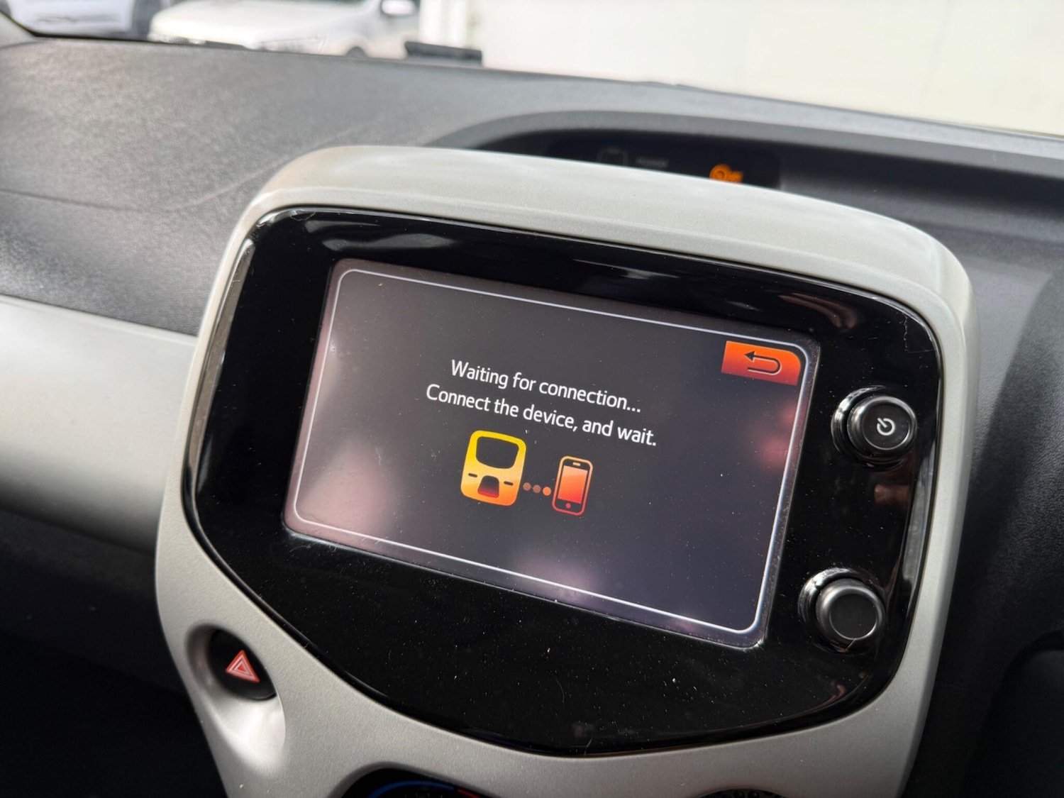 Used Peugeot 108 2014 for sale - 77882843: Photo 45