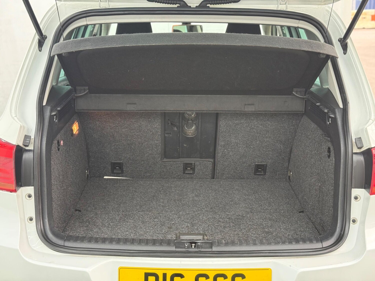 Used Volkswagen Tiguan for sale - 77684194: Photo 8