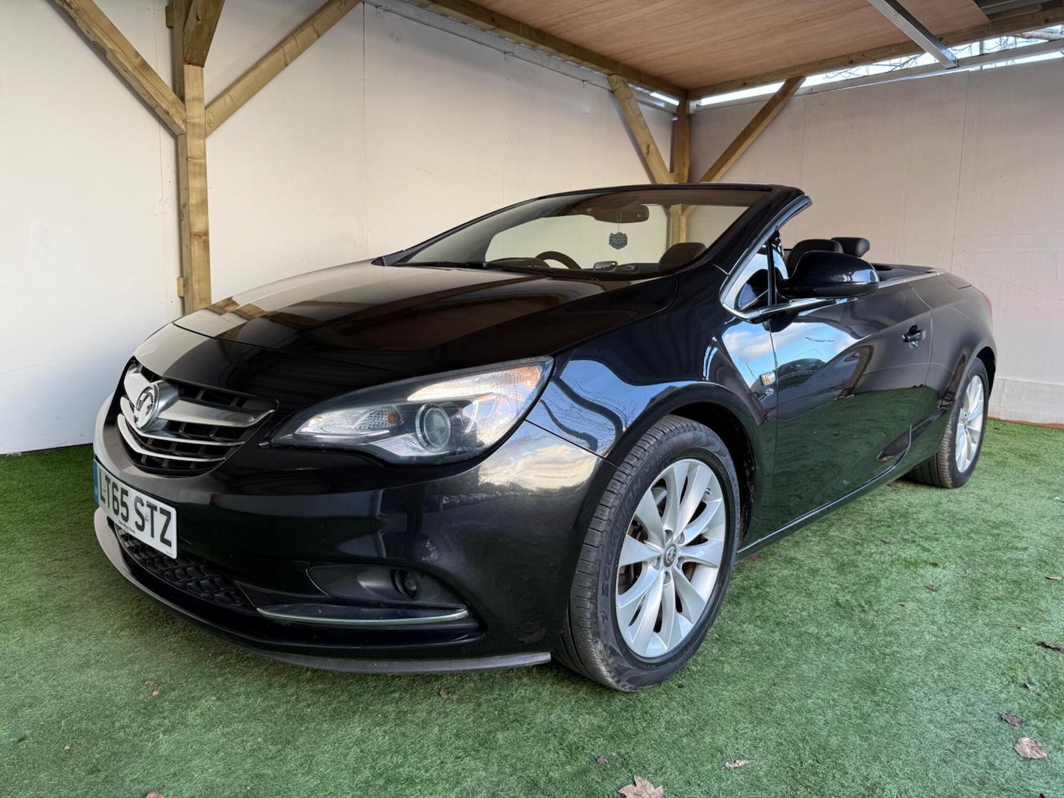 Used Vauxhall Cascada 2015 for sale - 76689792: Photo 15