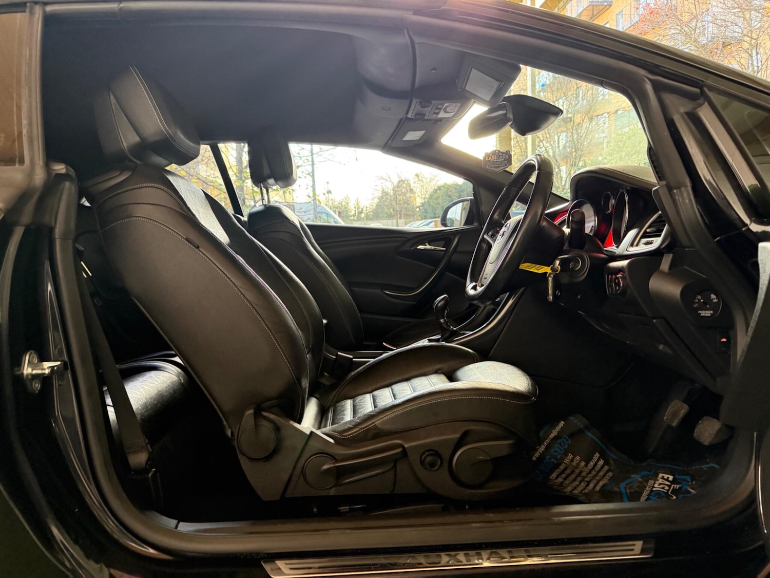 Used Vauxhall Cascada 2015 for sale - 76689792: Photo 17