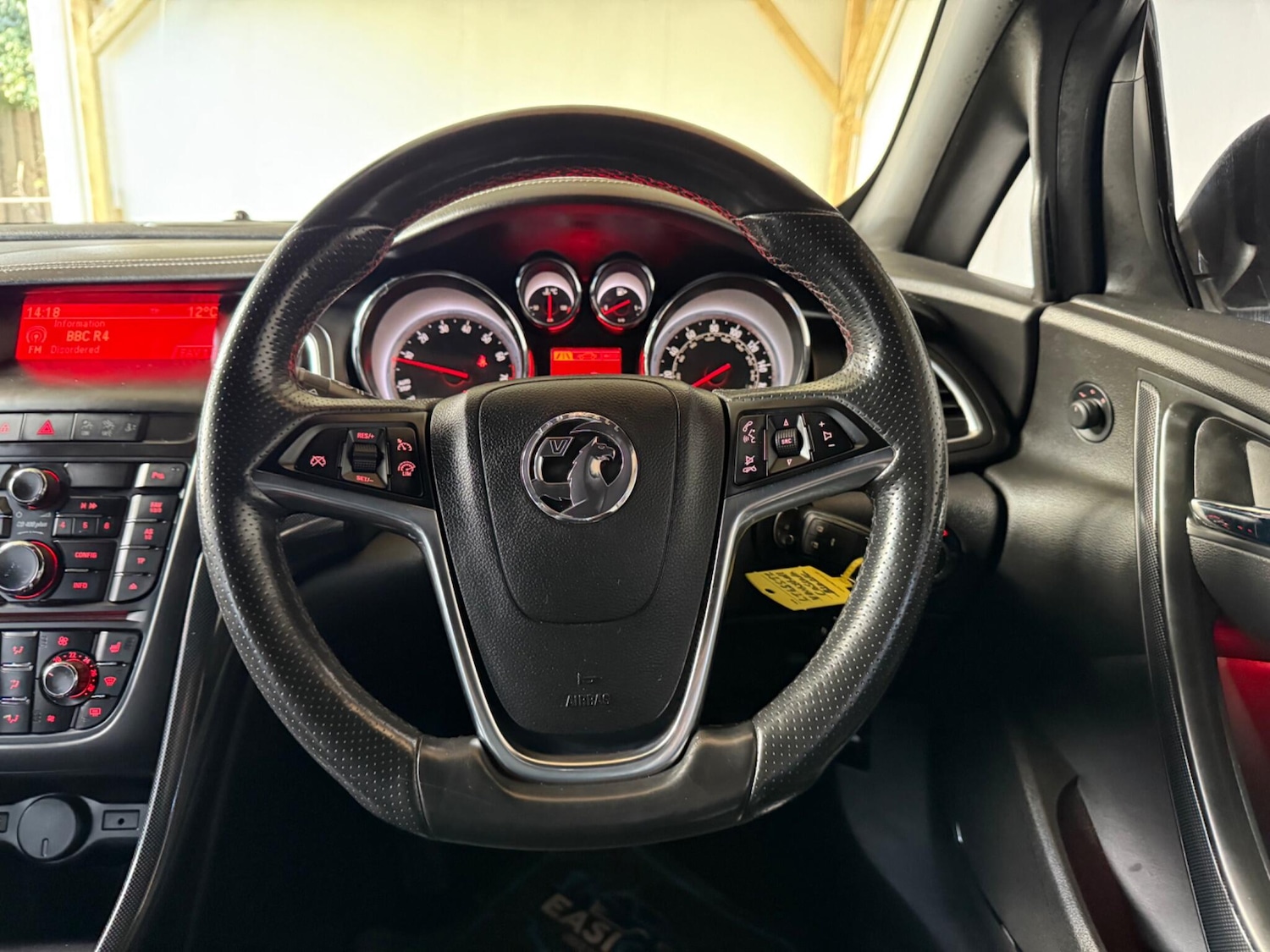 Used Vauxhall Cascada 2015 for sale - 76689792: Photo 32