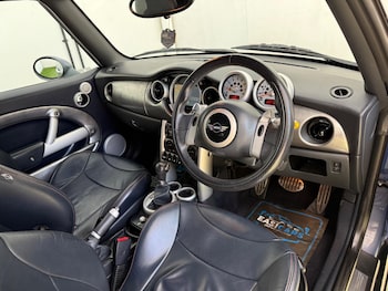 Used MINI Convertible 2006 for sale - 79106378: Photo