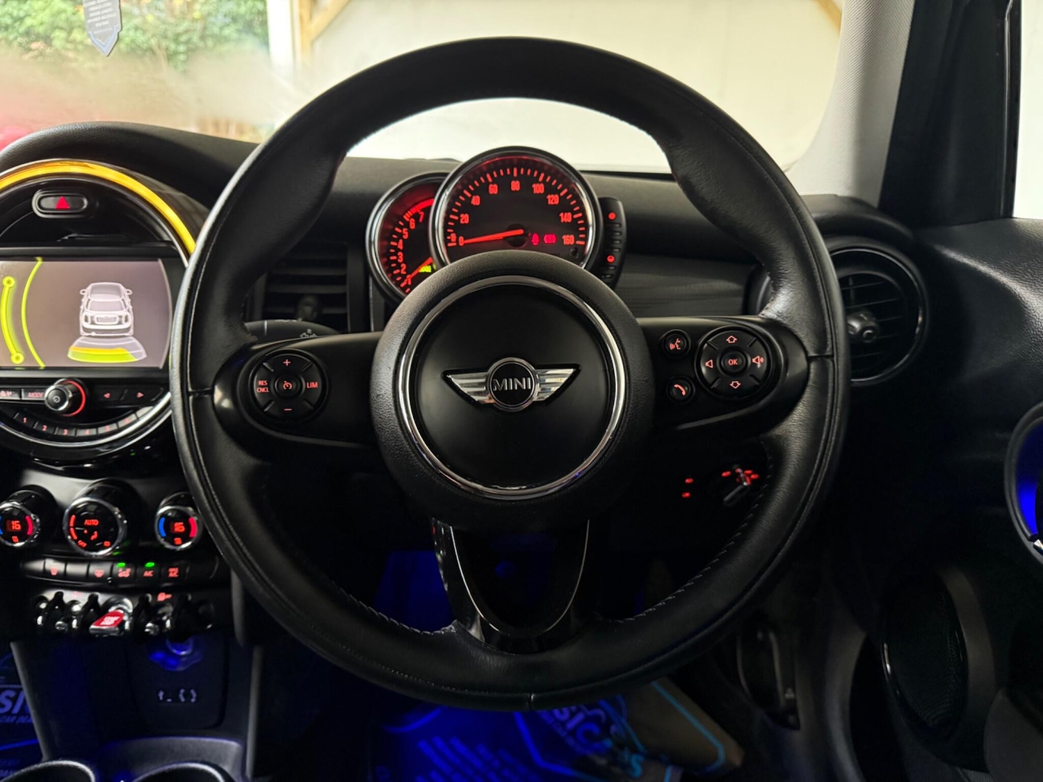 Used MINI Hatch 2015 for sale - 76596959: Photo 31