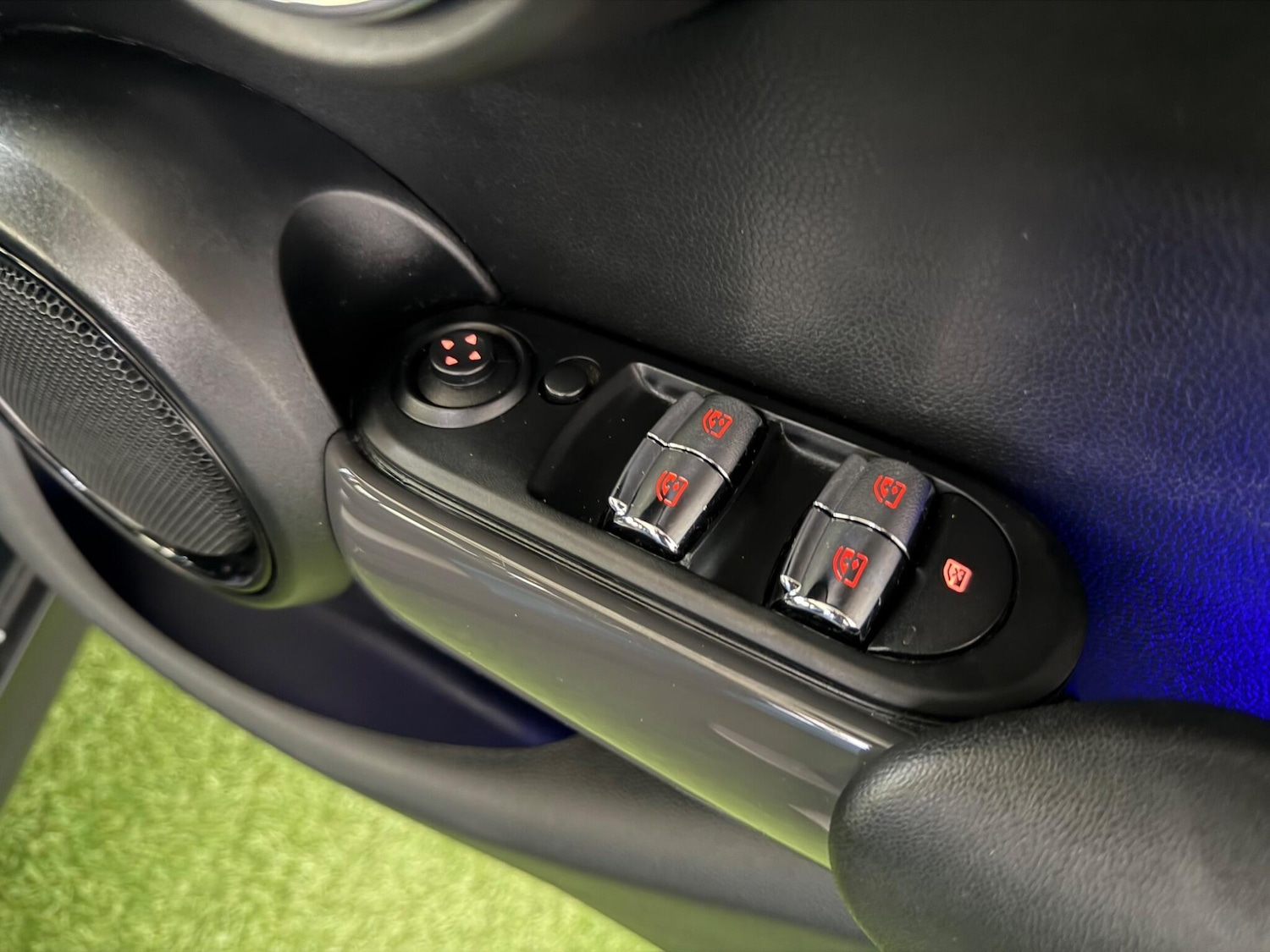 Used MINI Hatch 2015 for sale - 76596959: Photo 38