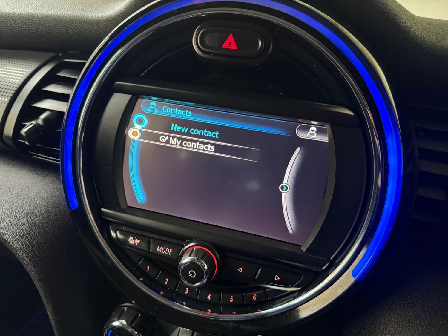 Used MINI Hatch 2015 for sale - 76596959: Photo 46