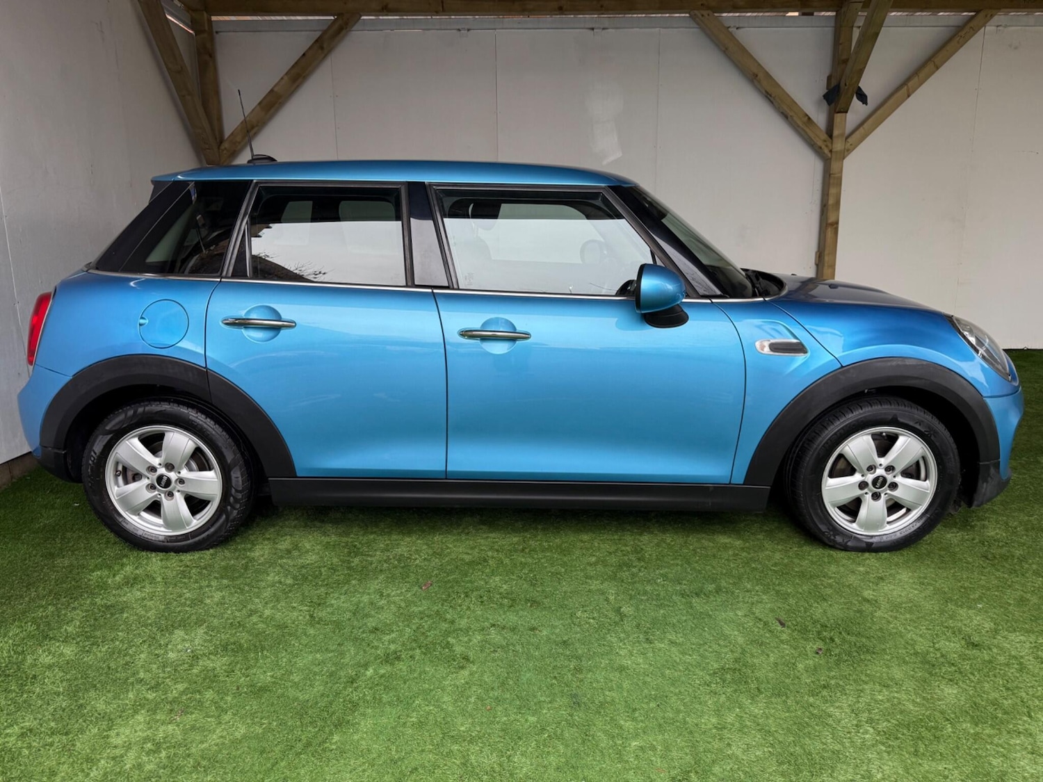 Used MINI Hatch 2015 for sale - 76596959: Photo 5