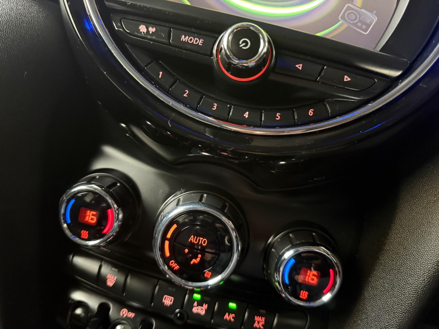 Used MINI Hatch 2015 for sale - 76596959: Photo 50