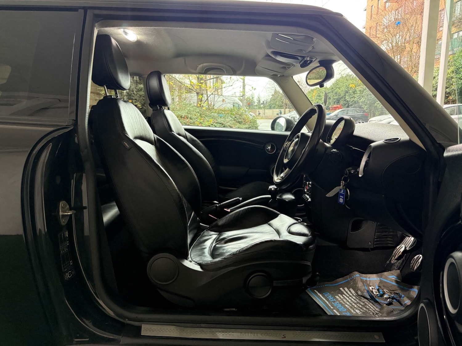 Used MINI Hatch 2011 for sale - 76752765: Photo 14