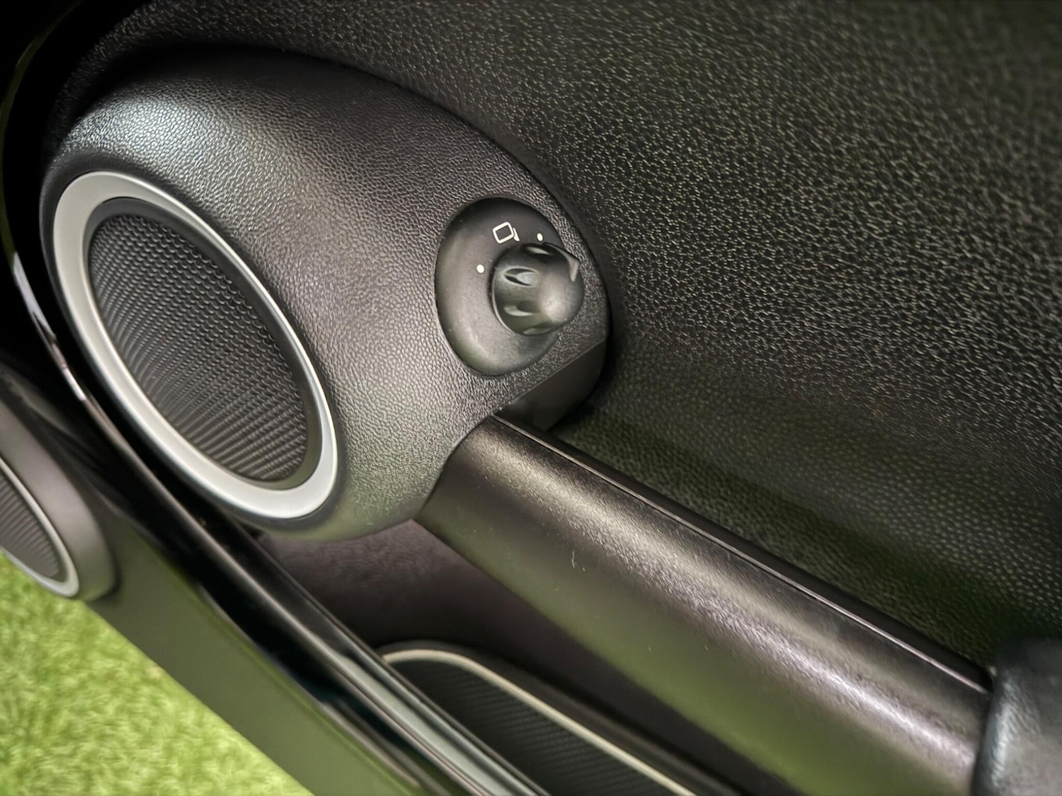 Used MINI Hatch 2011 for sale - 76752765: Photo 37