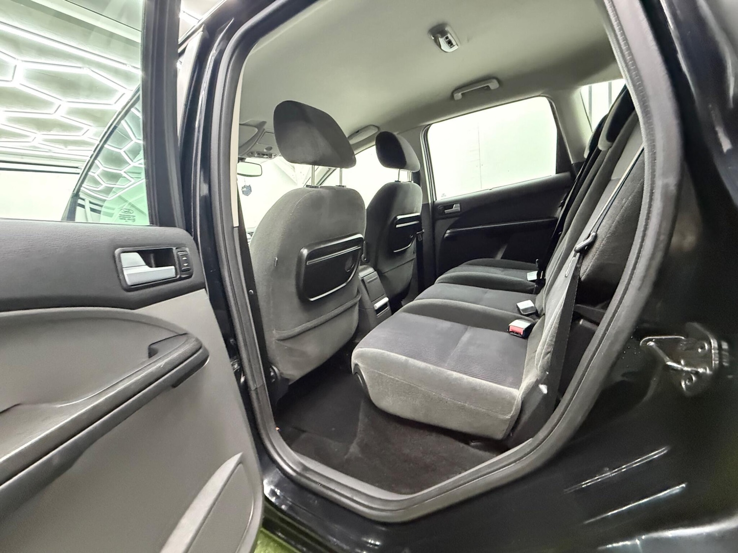 Used Ford Focus C-Max 2006 for sale - 77237659: Photo 22