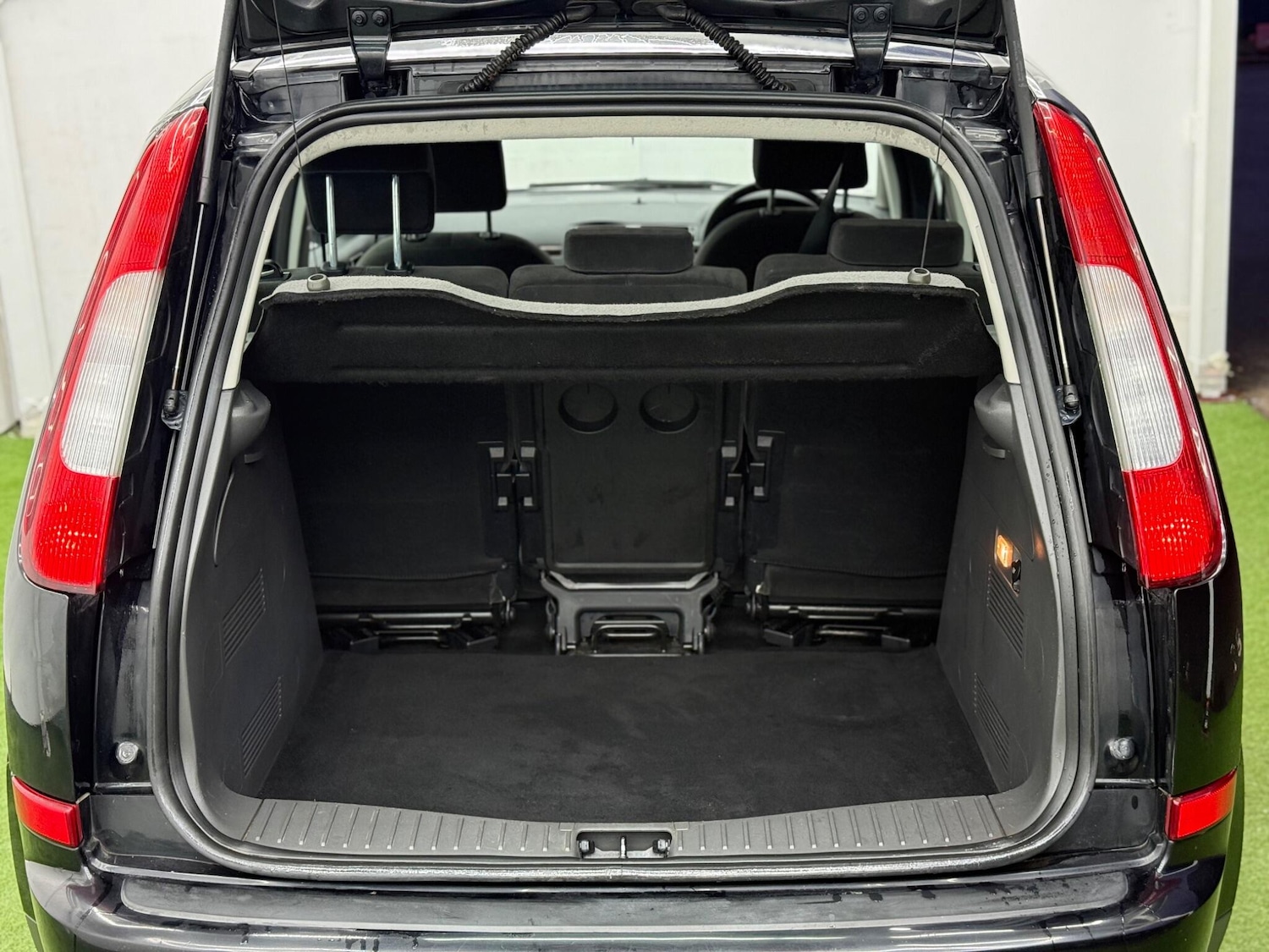 Used Ford Focus C-Max 2006 for sale - 77237659: Photo 8