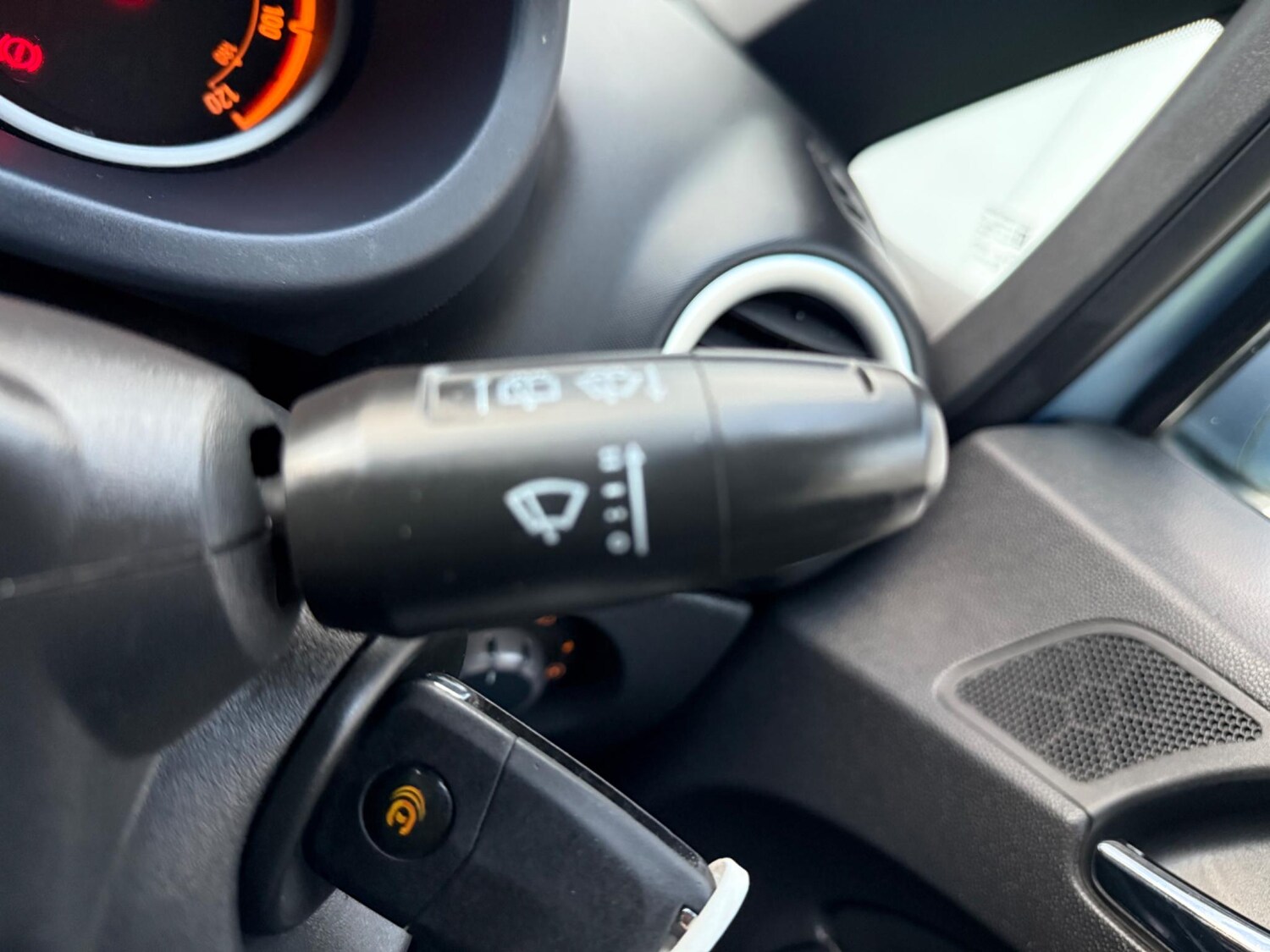 Used Vauxhall Corsa 2007 for sale - 76326371: Photo 37