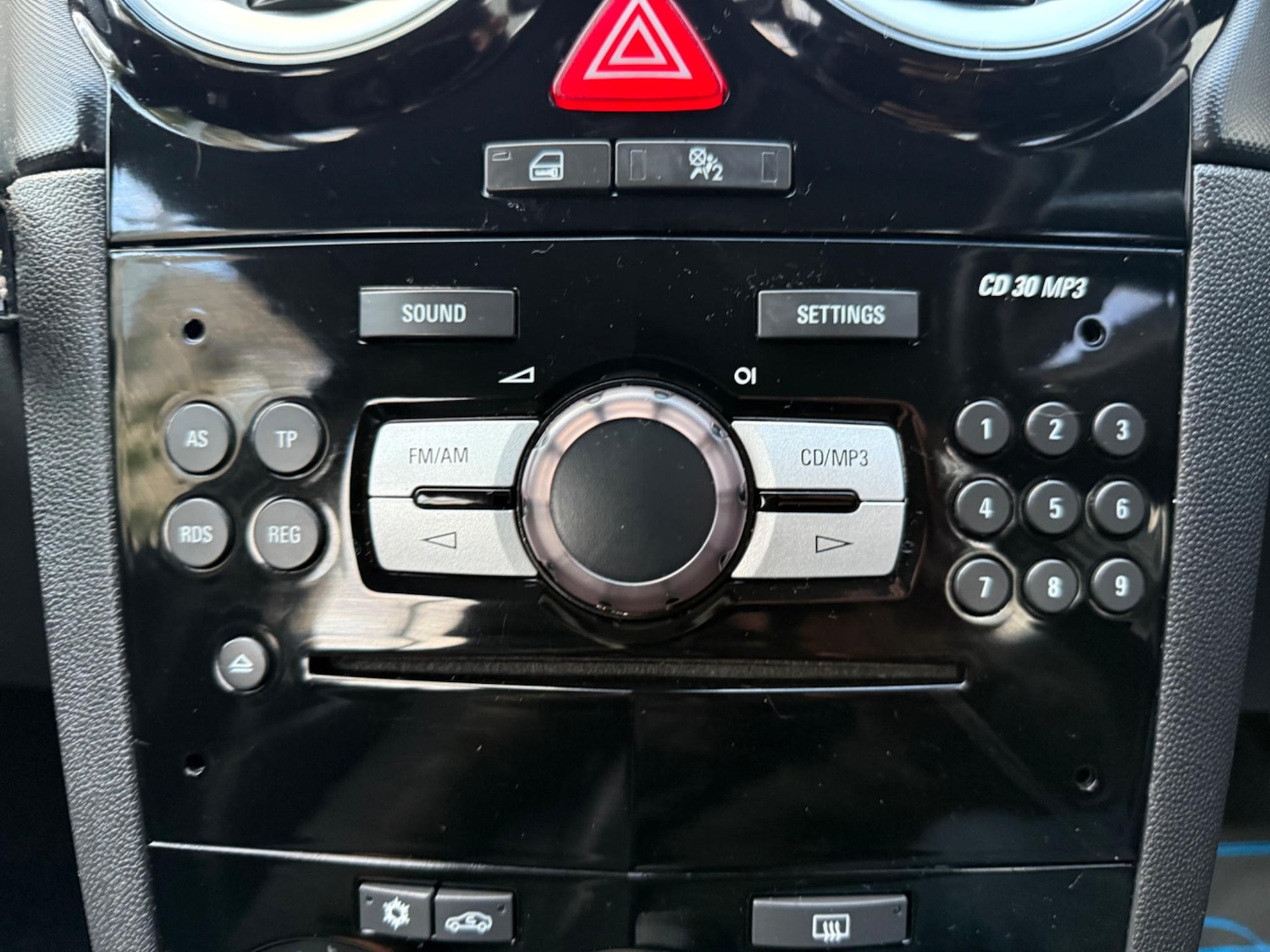 Used Vauxhall Corsa 2007 for sale - 76326371: Photo 45