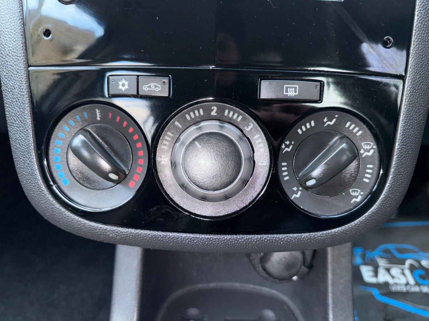 Used Vauxhall Corsa 2007 for sale - 76326371: Photo 46