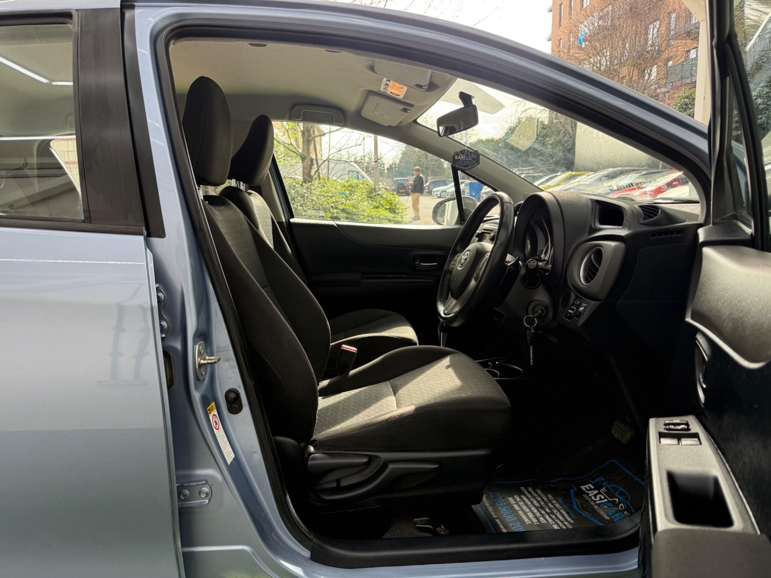 Used Toyota Yaris 2011 for sale - 77978280: Photo 14