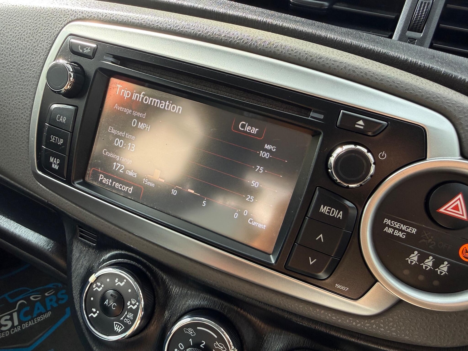 Used Toyota Yaris 2011 for sale - 77978280: Photo 45