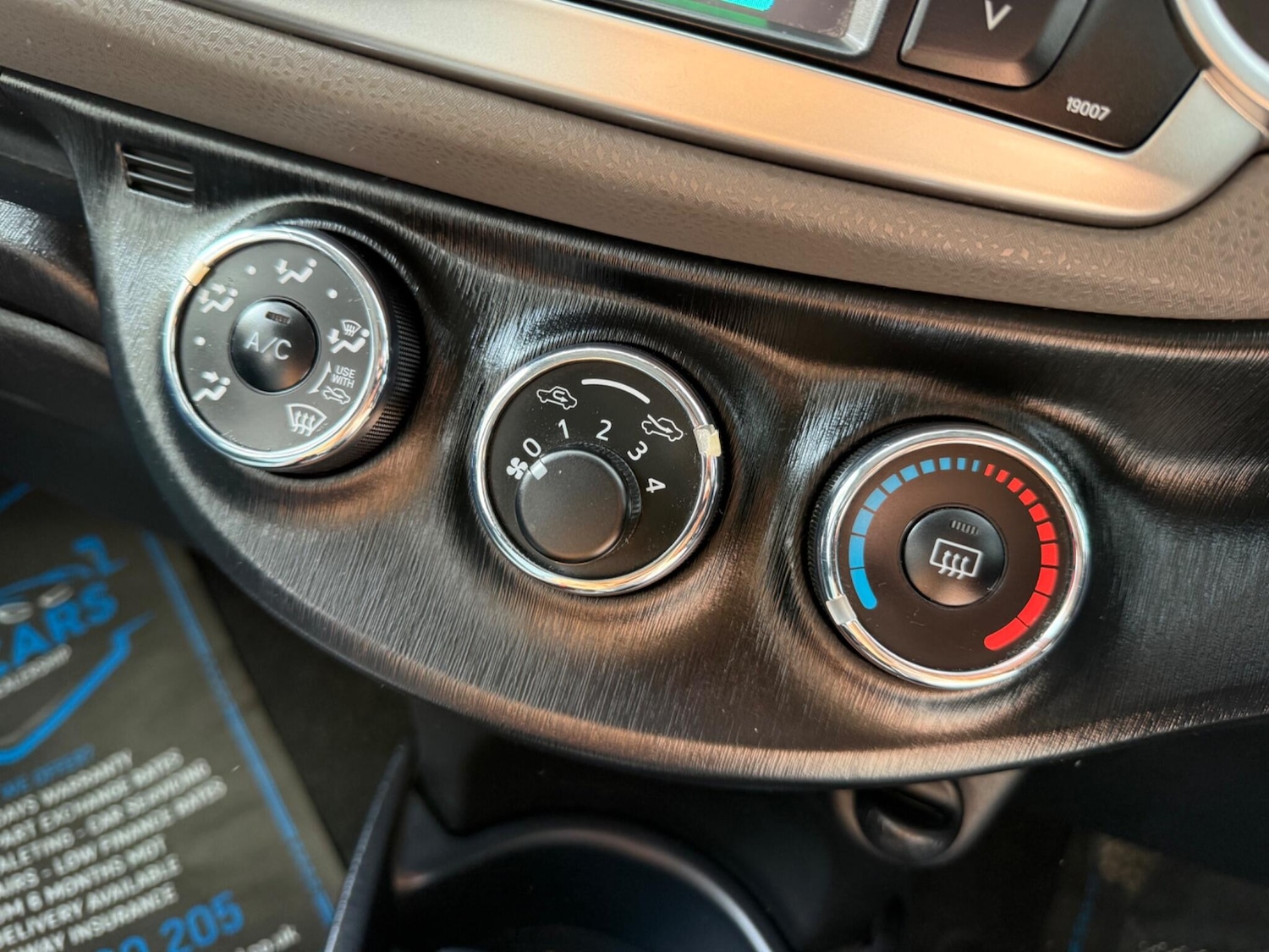 Used Toyota Yaris 2011 for sale - 77978280: Photo 49