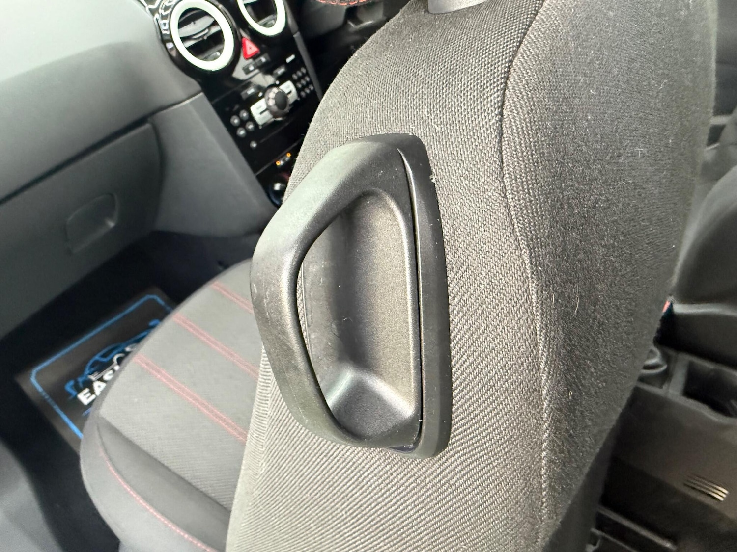 Used Vauxhall Corsa 2011 for sale - 77084487: Photo 22