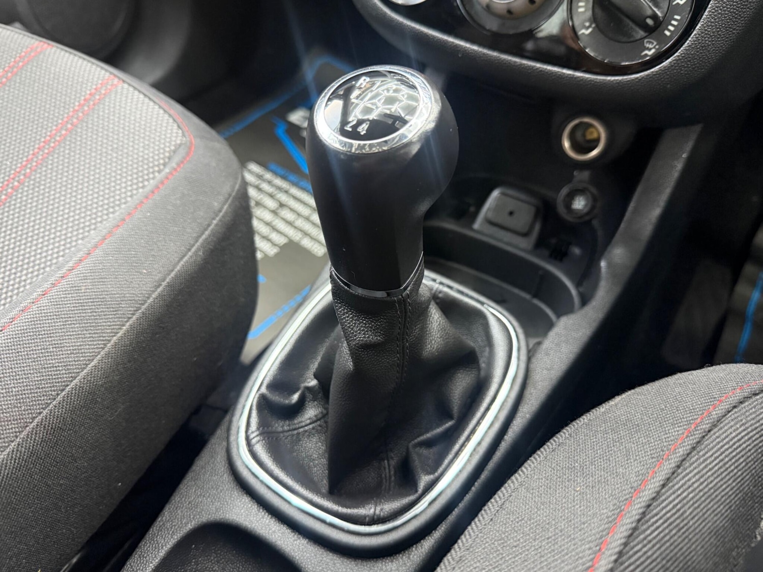 Used Vauxhall Corsa 2011 for sale - 77084487: Photo 47