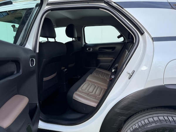 Used Citroen C4 Cactus 2014 for sale - 76246842: Photo 22