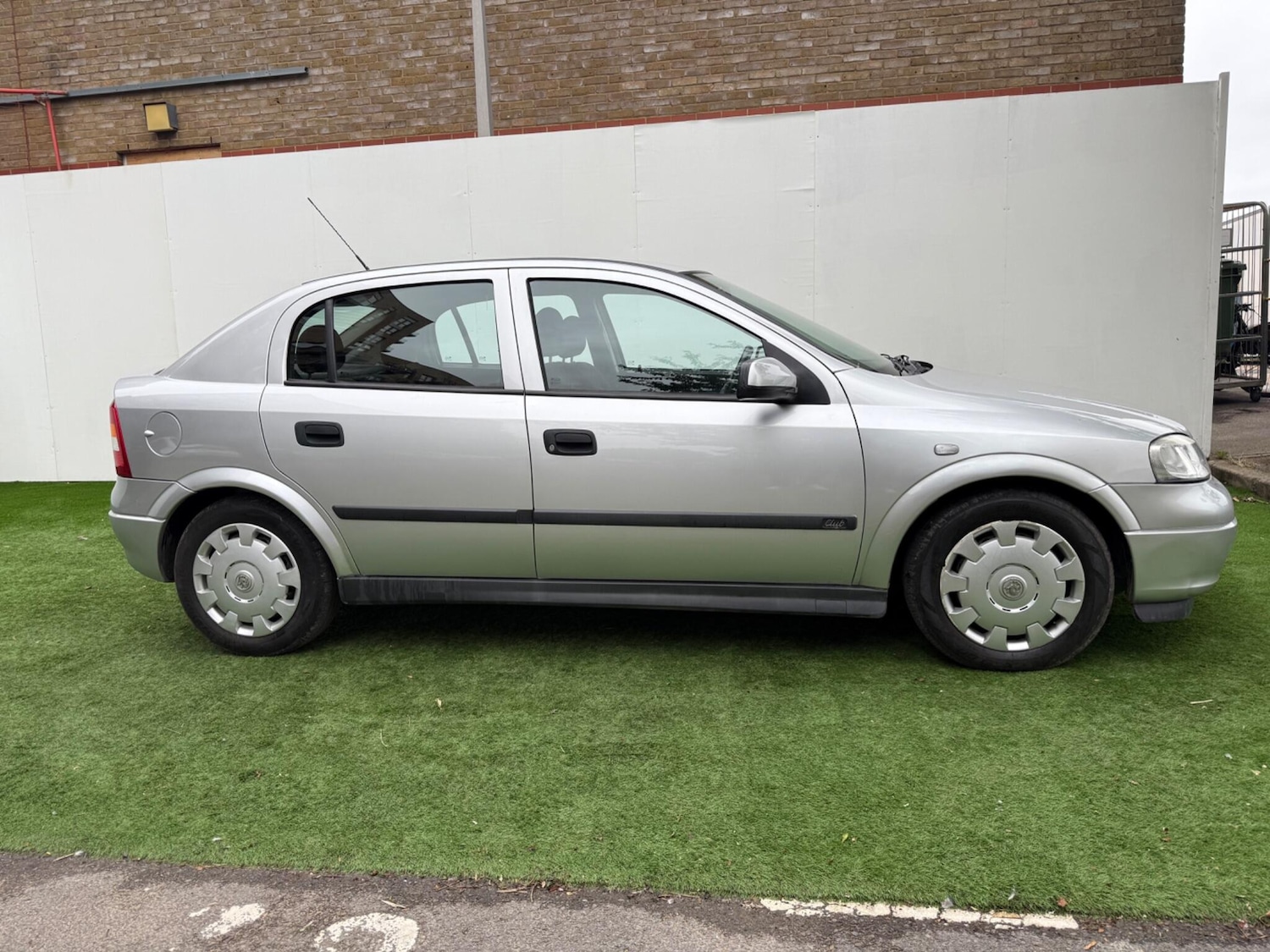 Vehicle 5