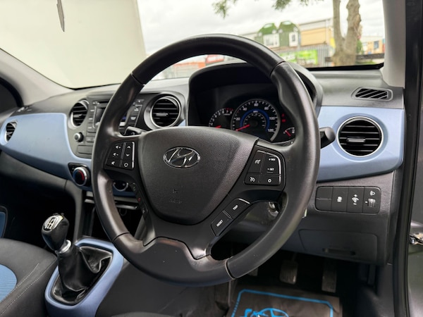 Used Hyundai i10 2014 for sale - 76259993: Photo 15